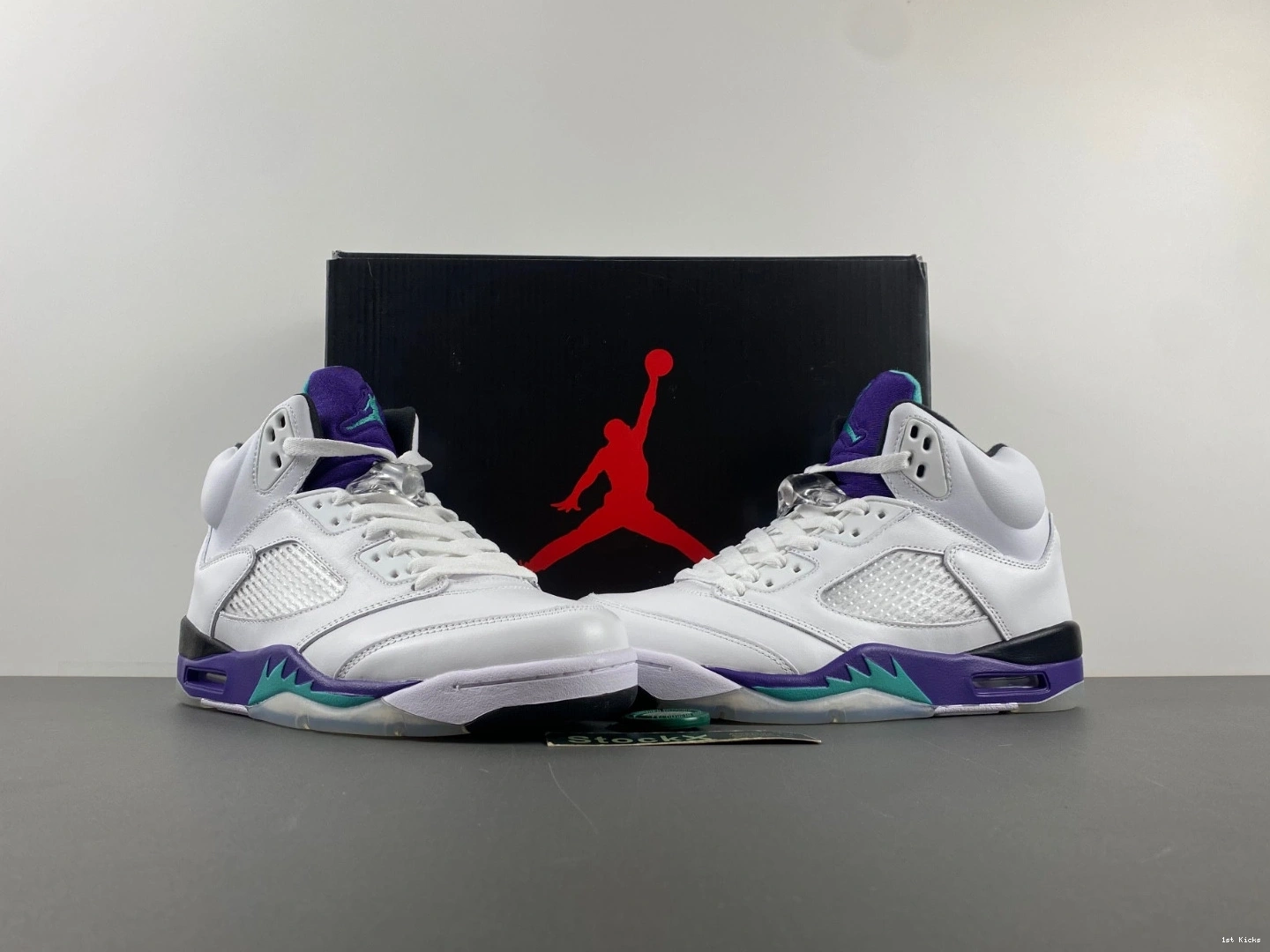 5 Grape - Men's 314259-131 (2006) Jordan Retro 0103